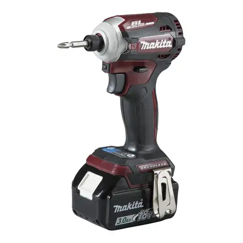 Visseuse à choc sans fil Makita 18V en rouge / 3,0 Ah / 180 Nm, 2 batteries + chargeur en MAKPAC